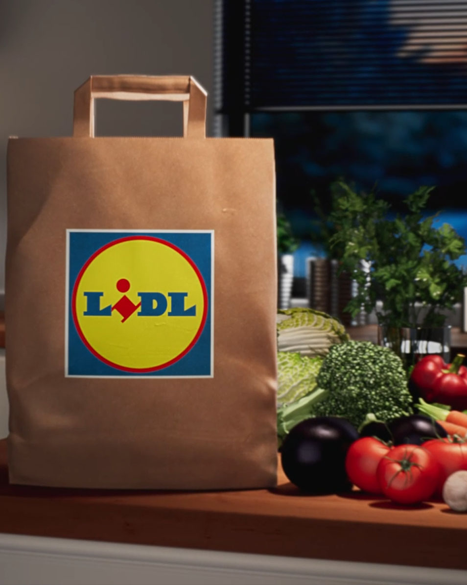 Sacchetto Lidl con verdure.