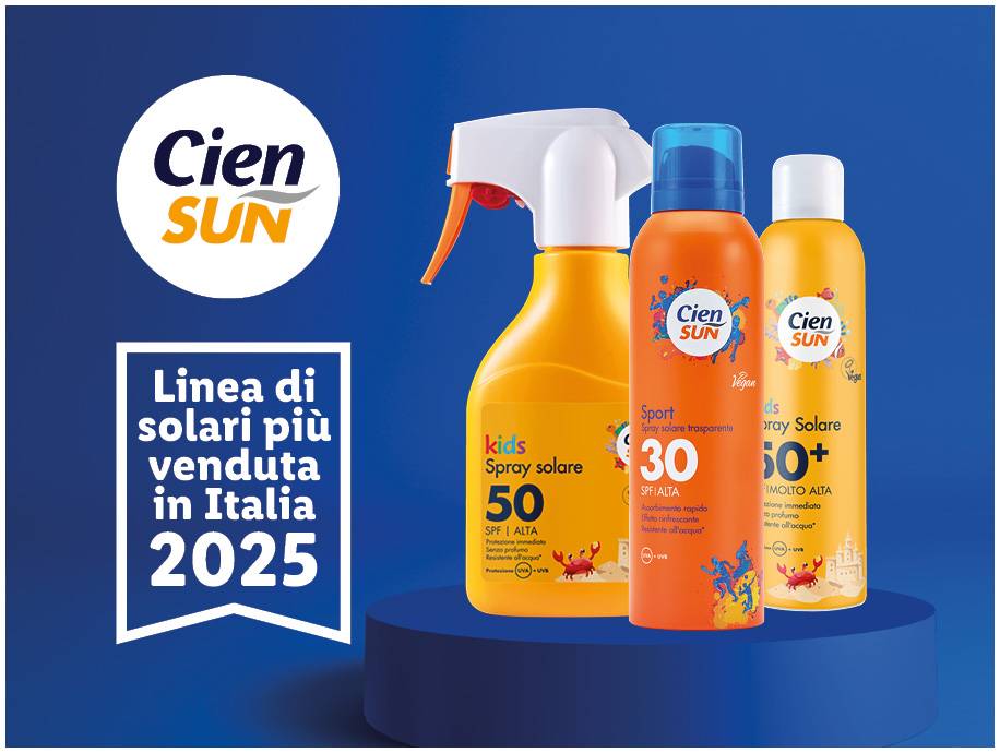 Spray solari e lozioni con SPF 30 e 50, con la scritta 'Linea di solari più venduta in Italia 2025'.