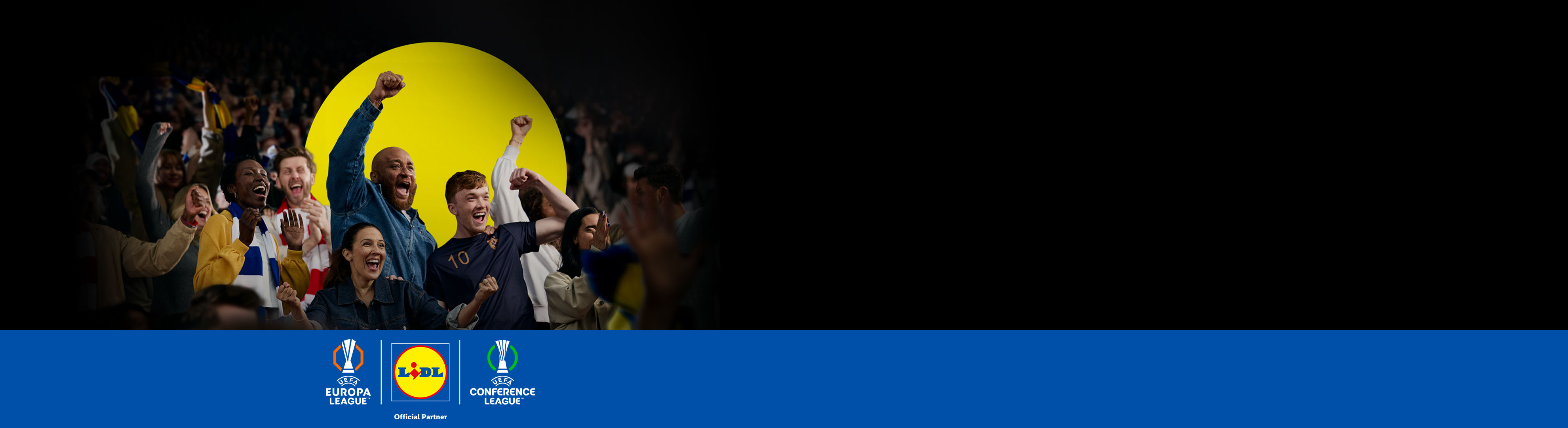 Tifosi di calcio entusiasti che esultano con i loghi Lidl e UEFA Europa/Conference League.